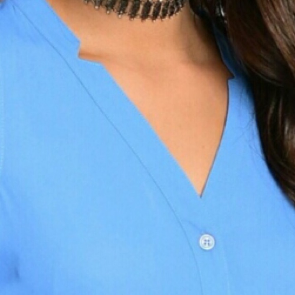 Cold shoulder button down top - Picture 3 of 5