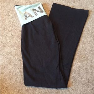 ⚡️$5 sale⚡️Victoria's Secret bootcut yoga pants