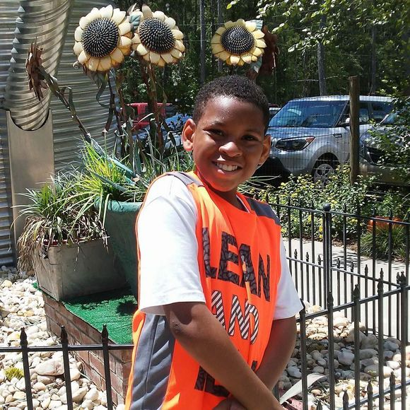 Meet your Posher, Roxann - Picture 1 of 1