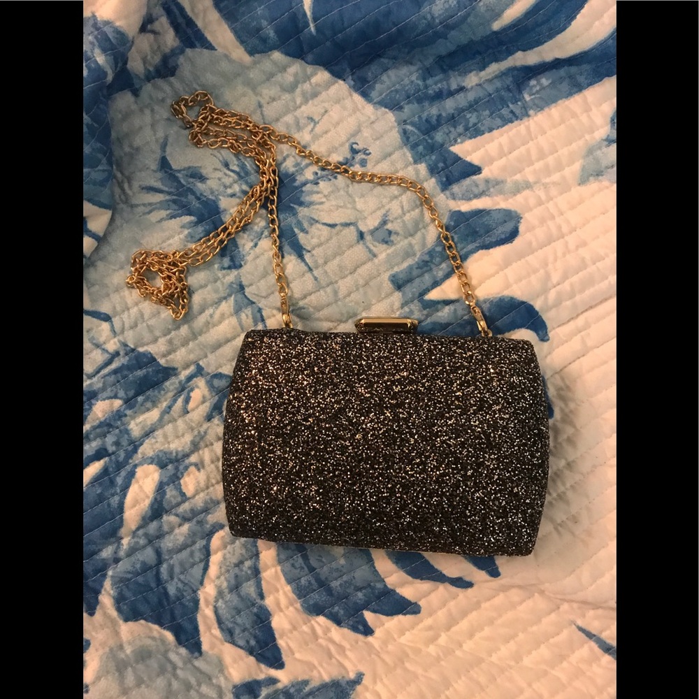 ✨Sparkly black clutch✨
