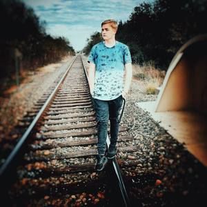 Meet your Posher, Bobby