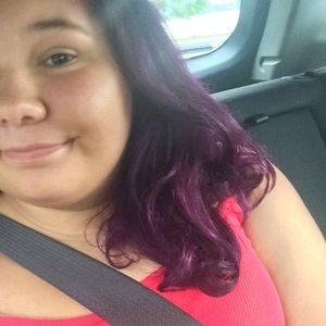 Meet your Posher, Abbi