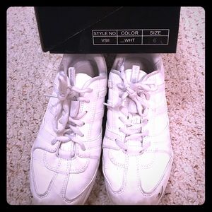Varsity cheer shoes❌❌SOLD❌❌