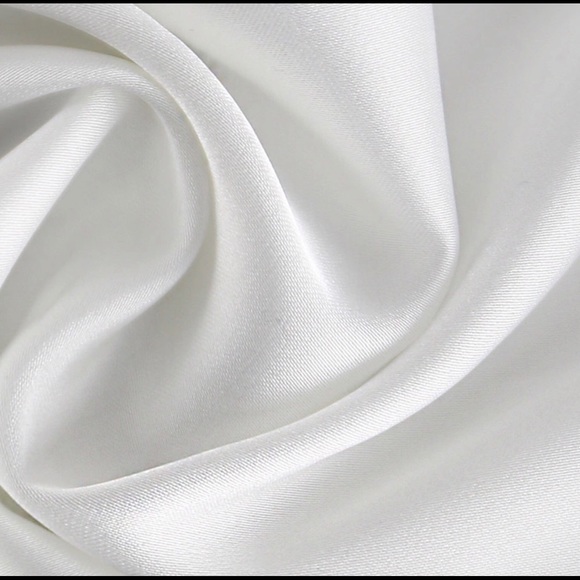 LACE BORDER OPEN SIDE TANK - Picture 7 of 8