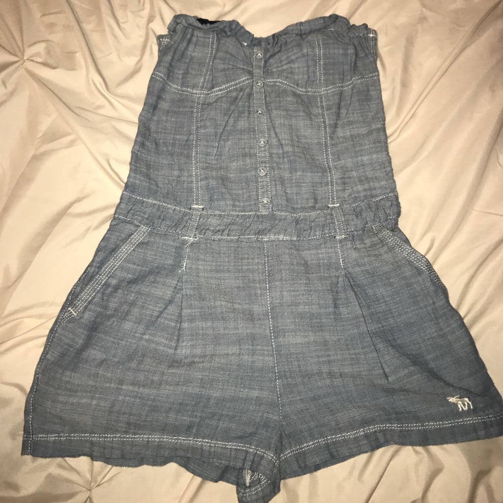 Abercrombie cute denim romper