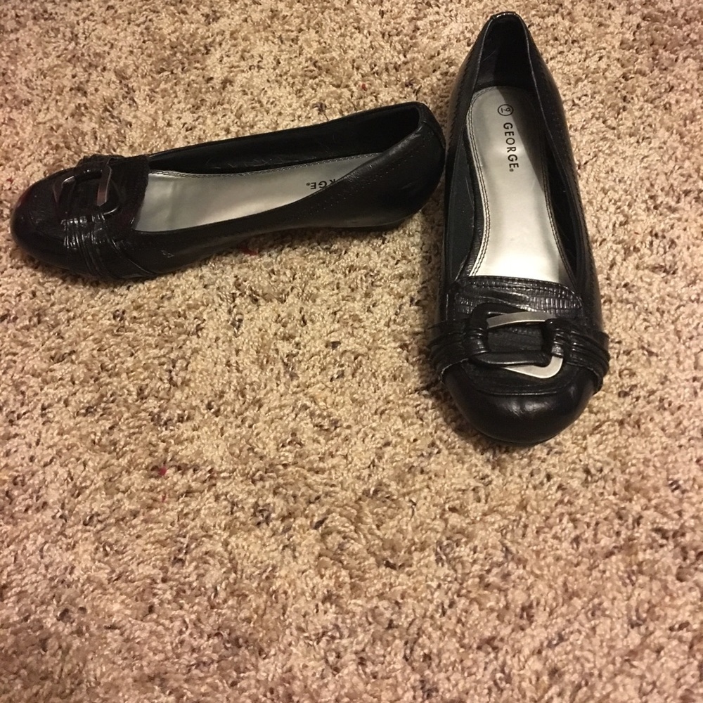 Dress shoes