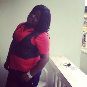 Meet your Posher, Ely