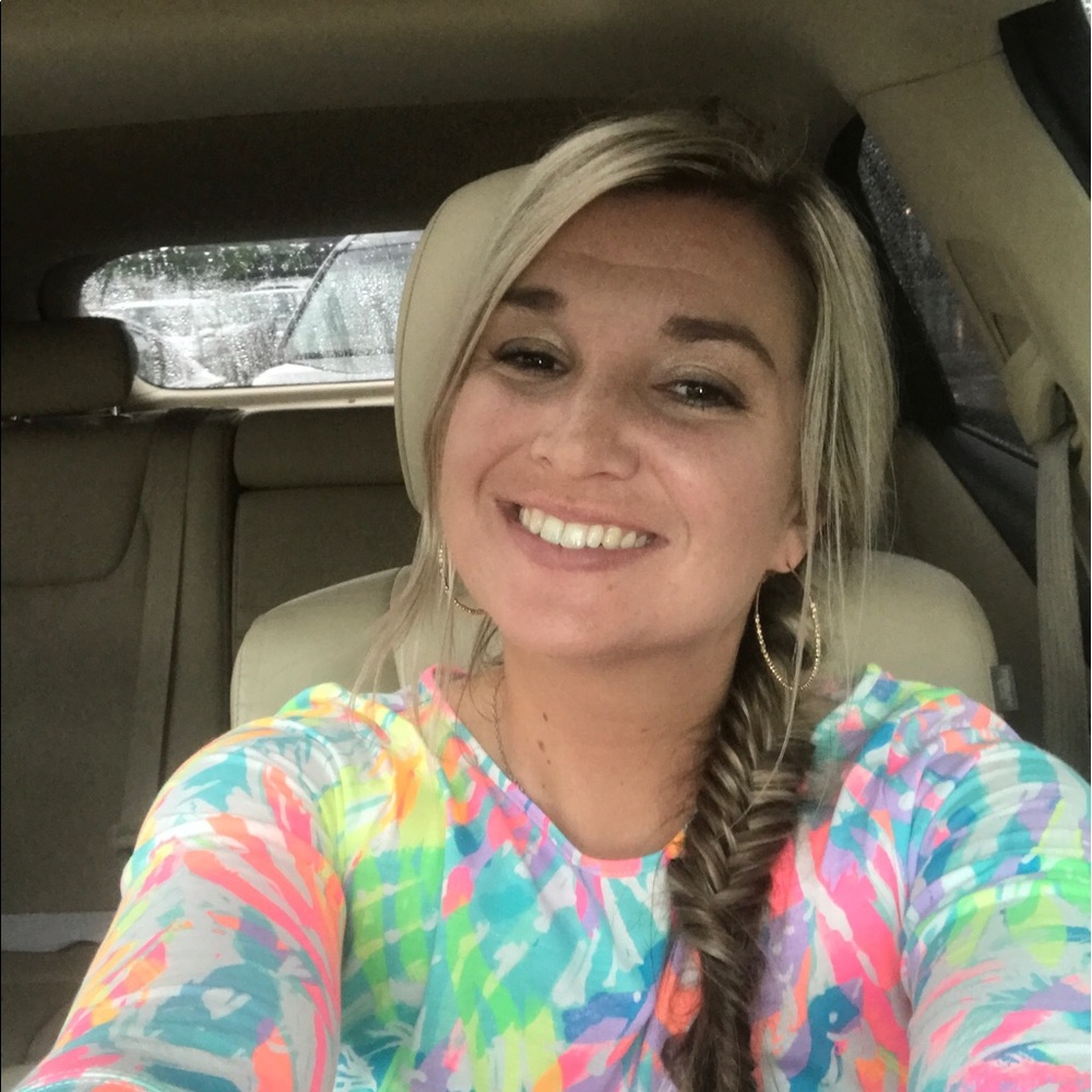 Meet your Posher, Chrissy