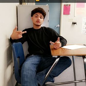 Meet your Posher, Victor