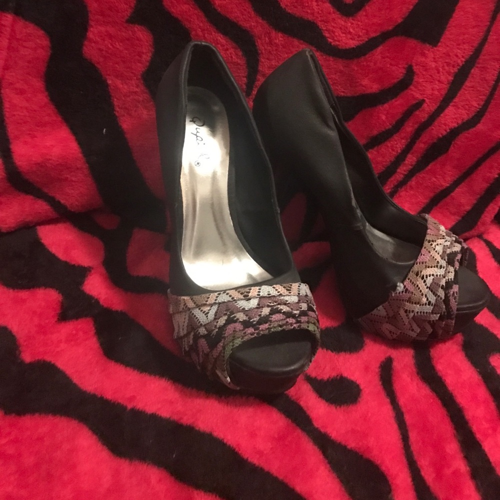 Black heels