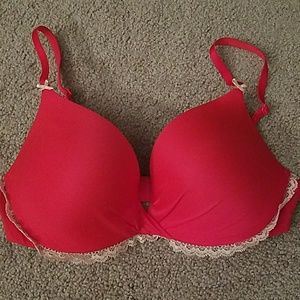 Victoria's Secret plunge push up 34C bra