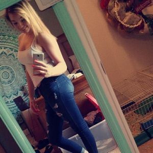 Meet your Posher, Samantha