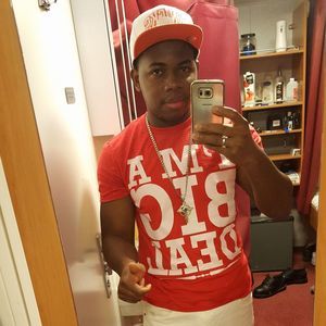 Meet your Posher, Dorian