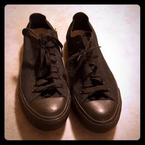 Black converse men's 9.5