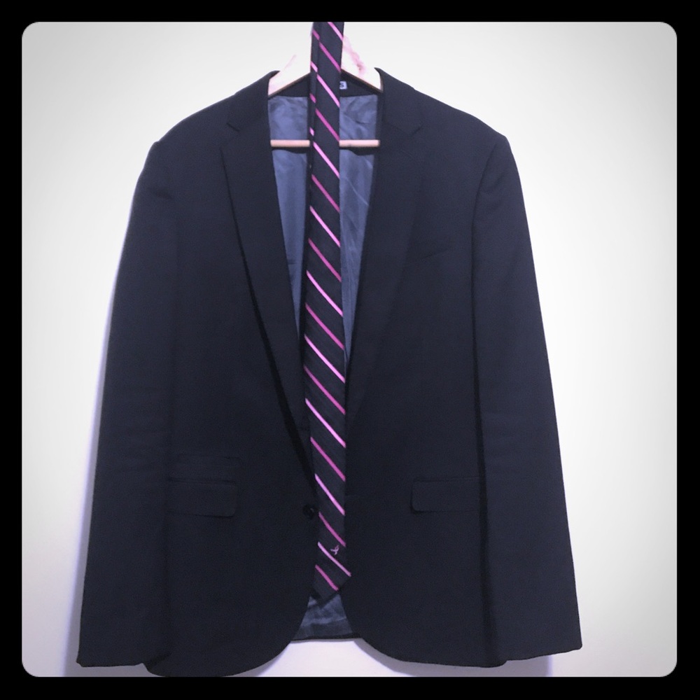 Sell three jackets, two from express one from Zara
