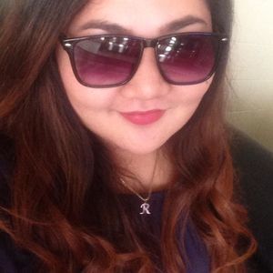 Meet your Posher, Rowena