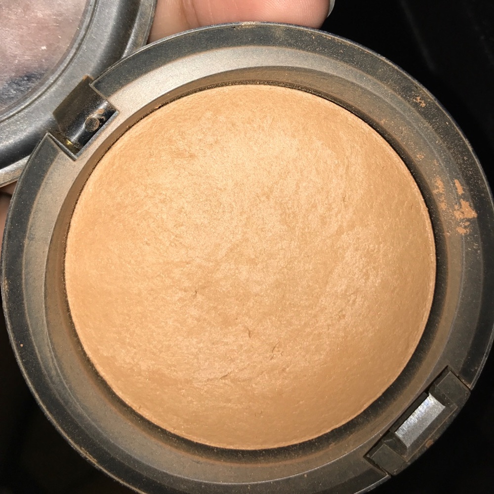 Mac - Picture 3 of 3