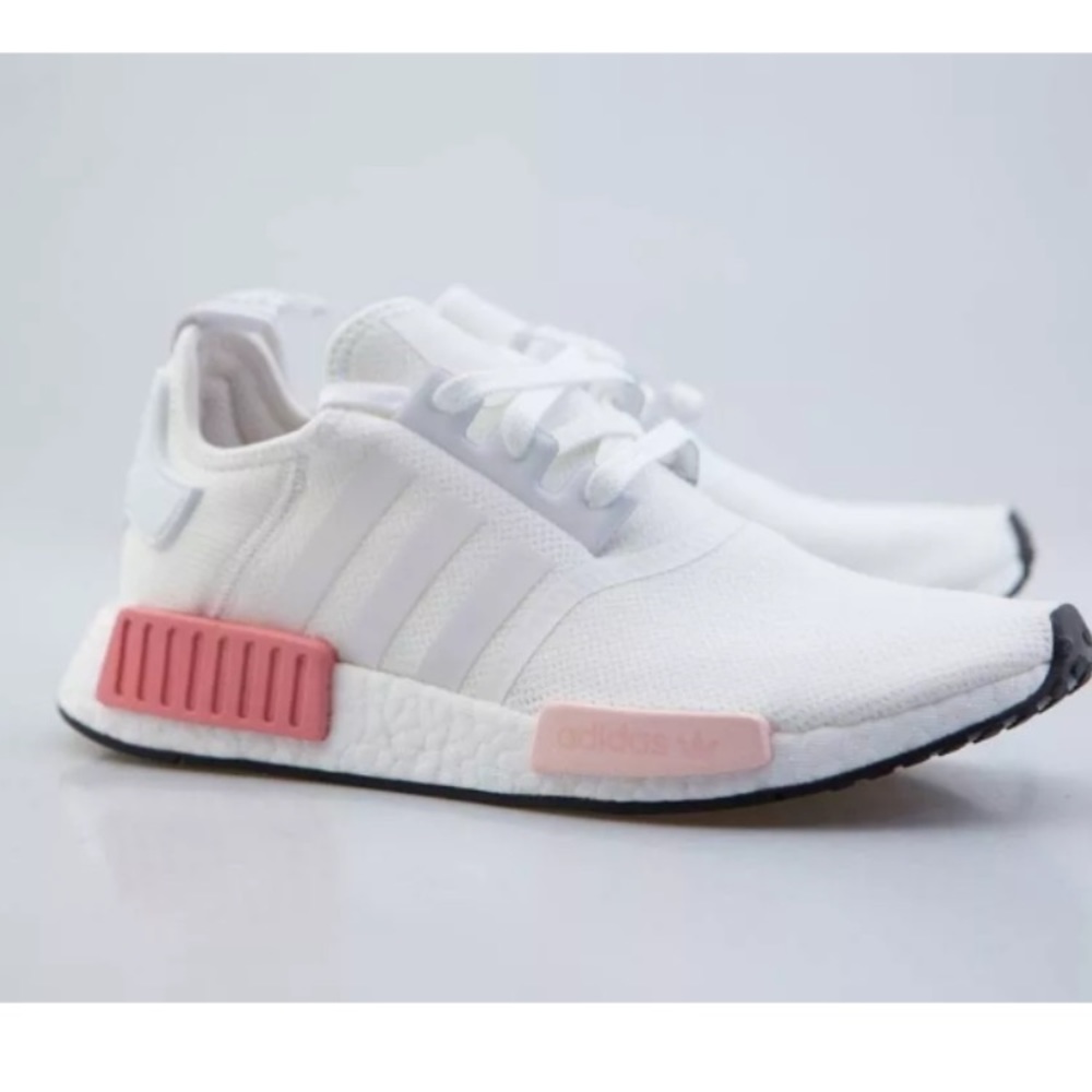 Adidas NMD R1 -size 7 1/2