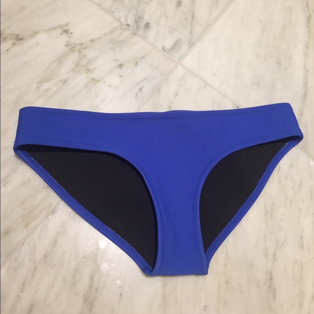 Triangle Bottoms XXS
