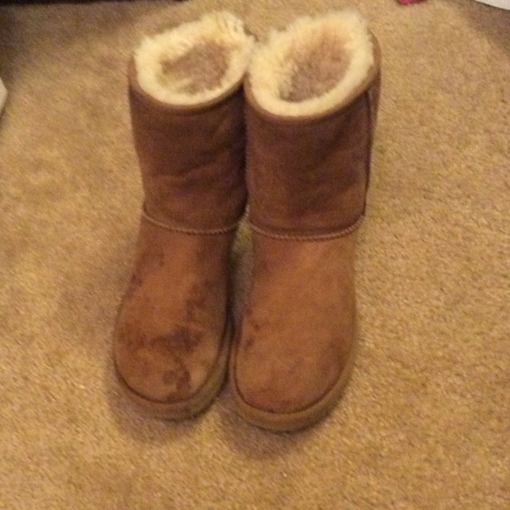Uggs classic ll short