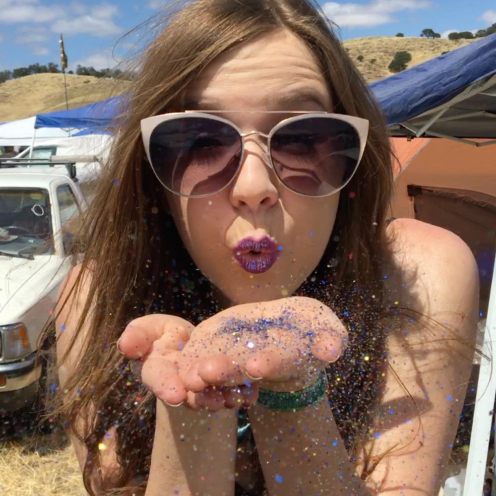 Meet your Posher, Janelle