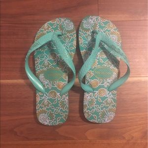 Teal and gold Havaianas