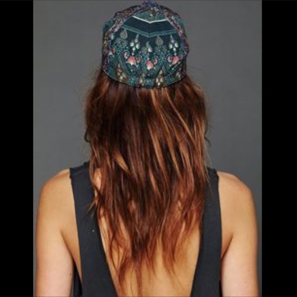 FREE PEOPLE embellished hat - Picture 4 of 4