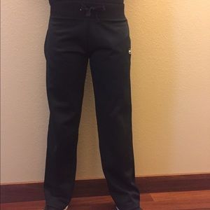 Under Aurmor Black sweats