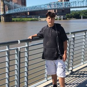 Meet your Posher, Bryant