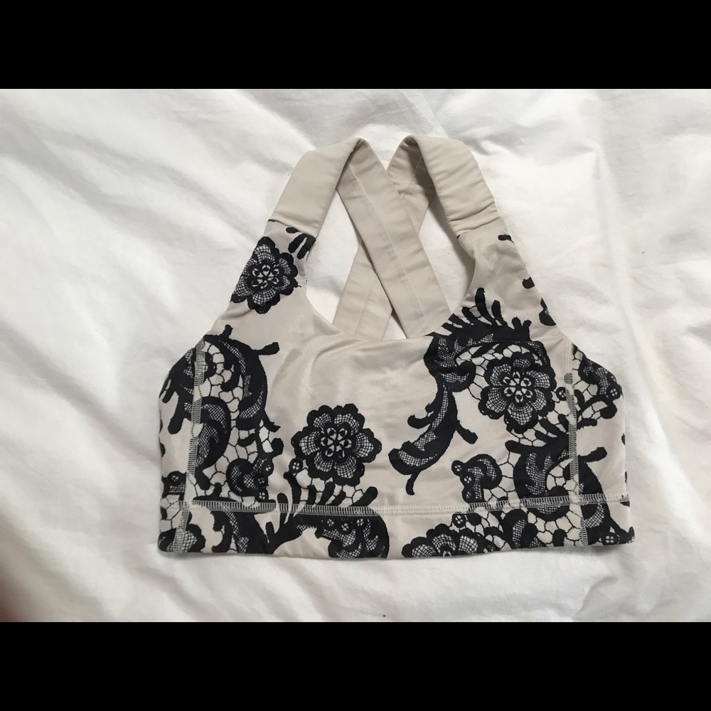 Lululemon bra