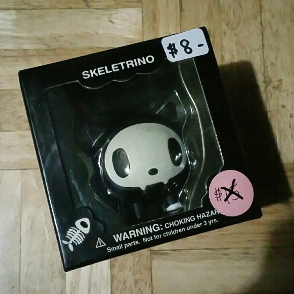 skeletroni figure