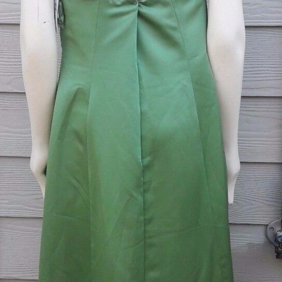 David's Bridal Gown - Picture 3 of 6