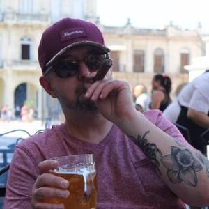 Meet your Posher, Sandro