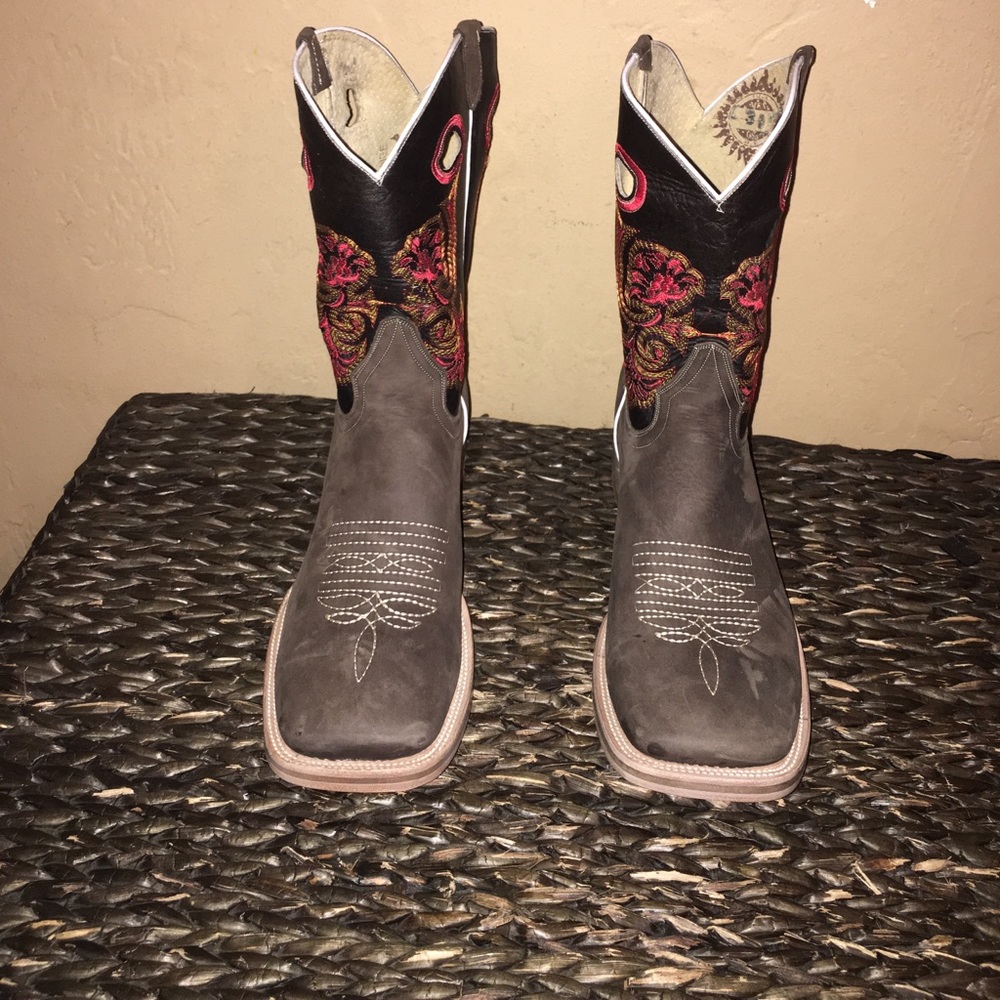 Men's cowboy boots