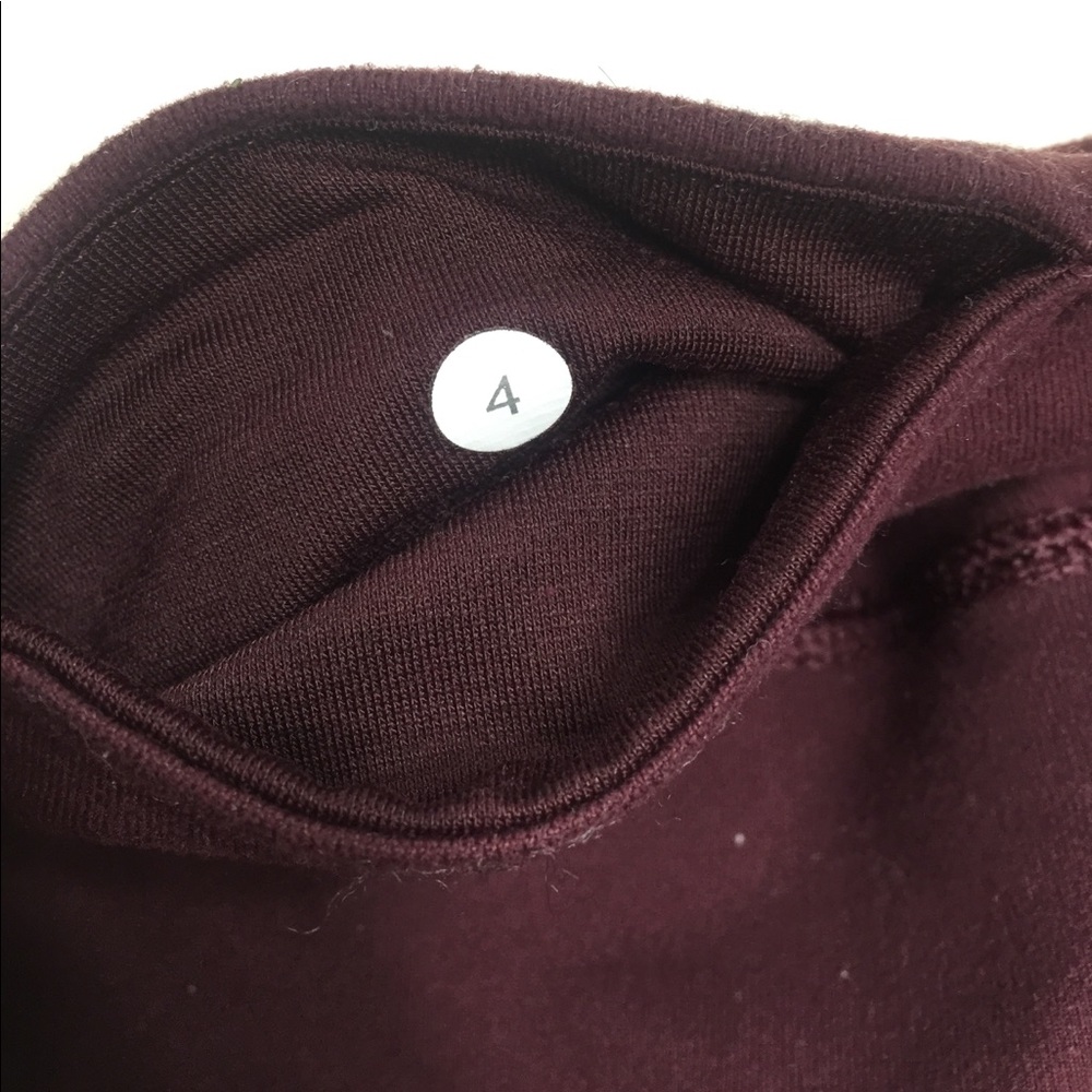 Lululemon Wunder Under Crops maroon/ burgandy - Picture 3 of 3