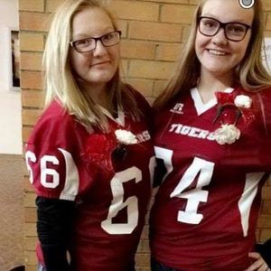 Meet your Posher, Danielle