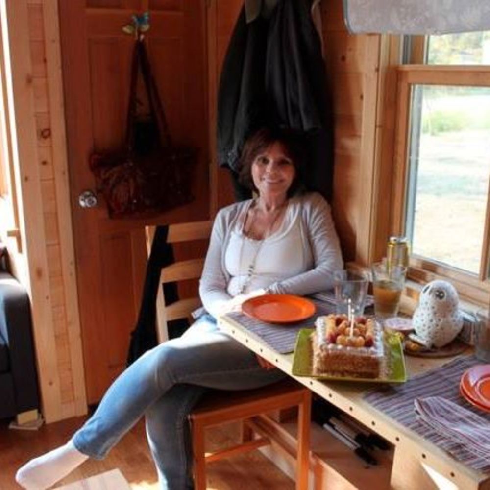 Meet your Posher, Diane