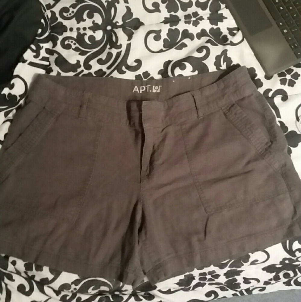 APT 9 grey shorts
