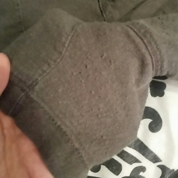 APT 9 grey shorts - Picture 3 of 4