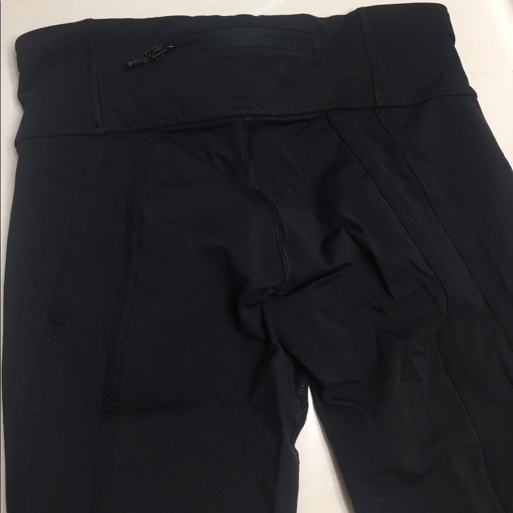 Lululemon crops - Picture 4 of 5