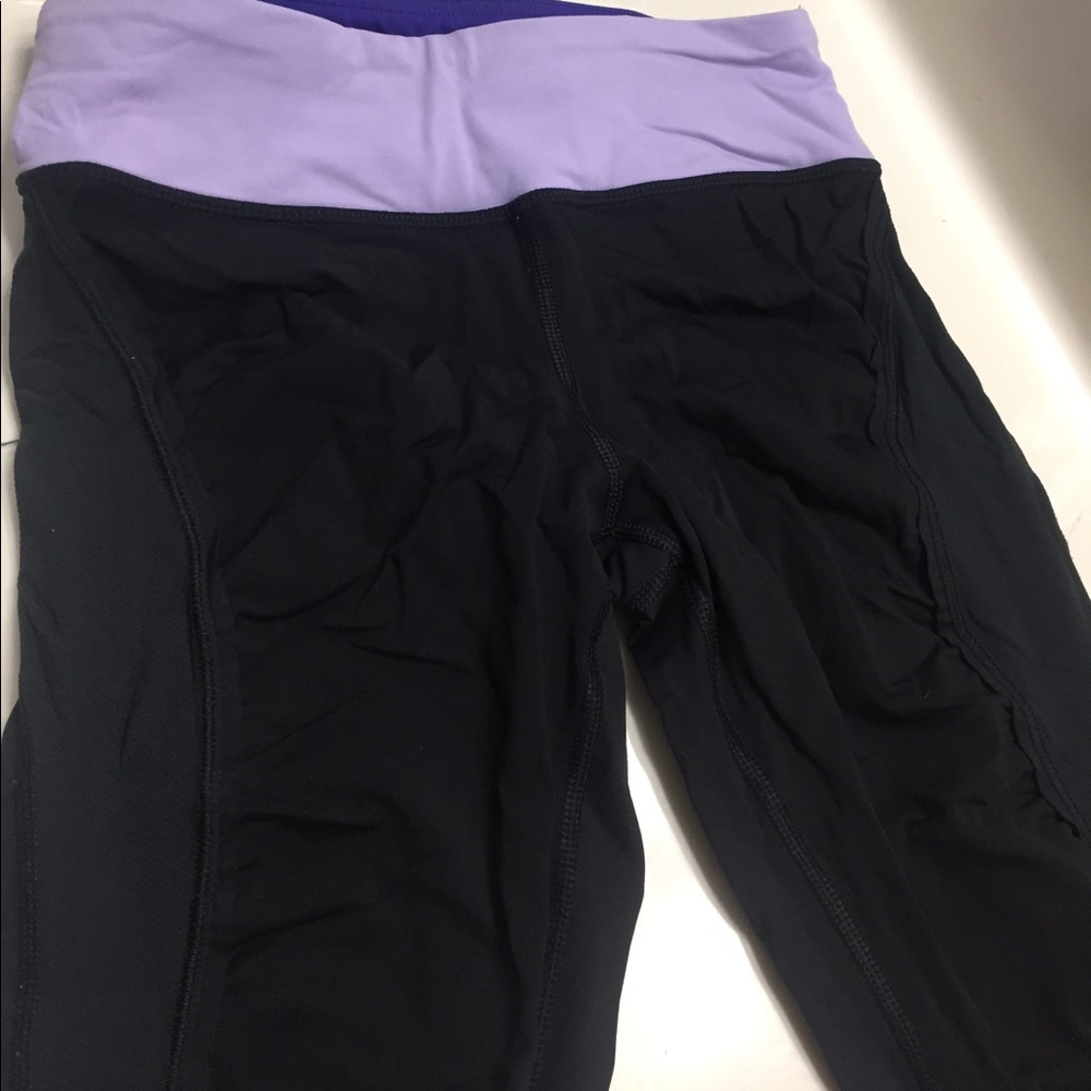 Lululemon Capri leggings - Picture 2 of 5