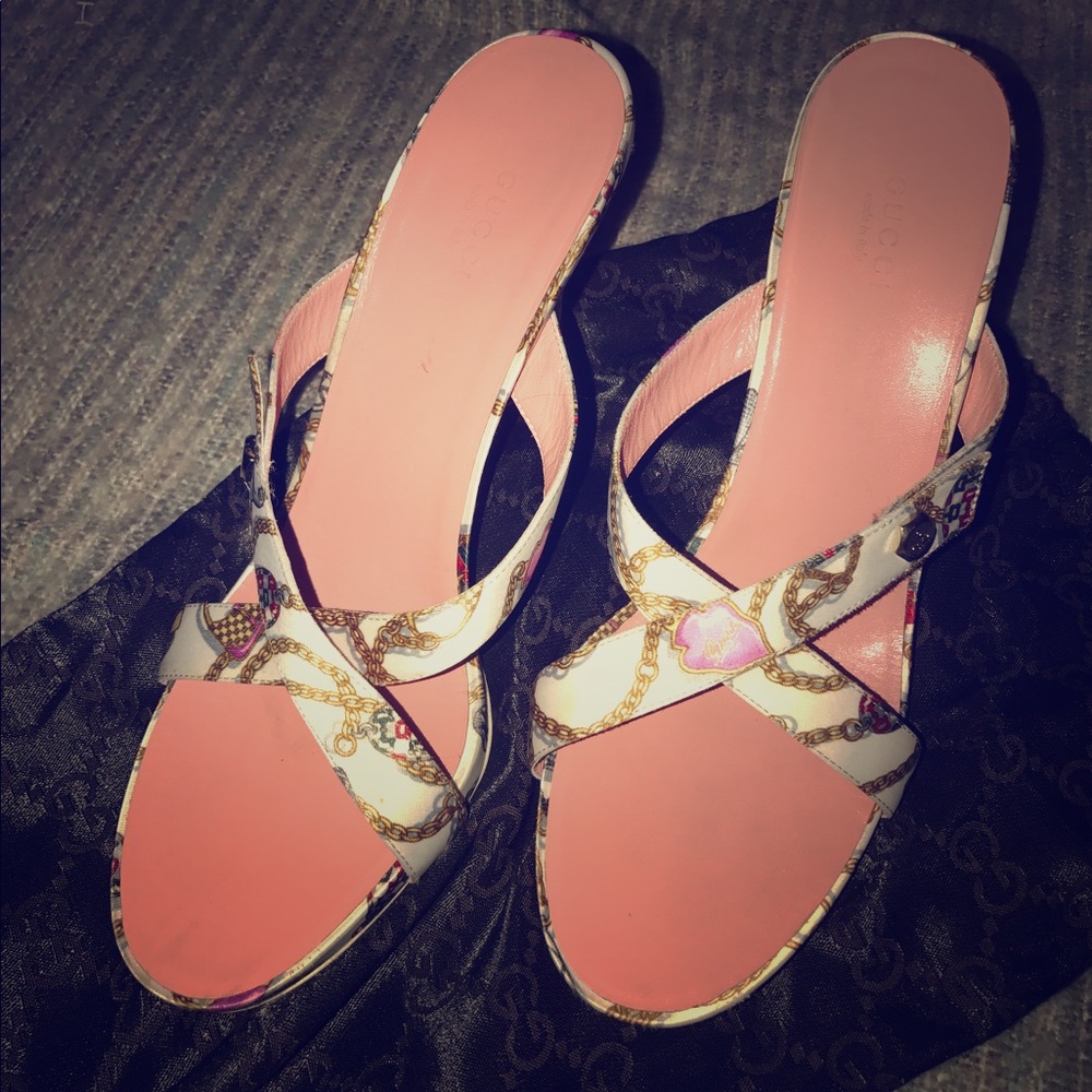 Gucci open toe kitty heels
