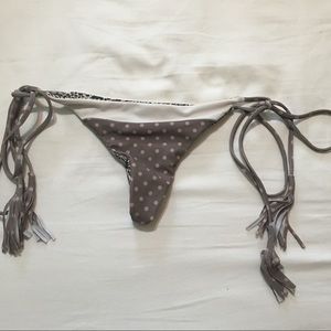 Acacia Ni'ihau Puka Bottoms