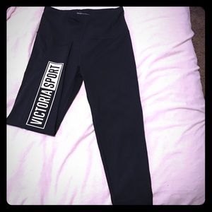 Vs high rise knockout sport pant.