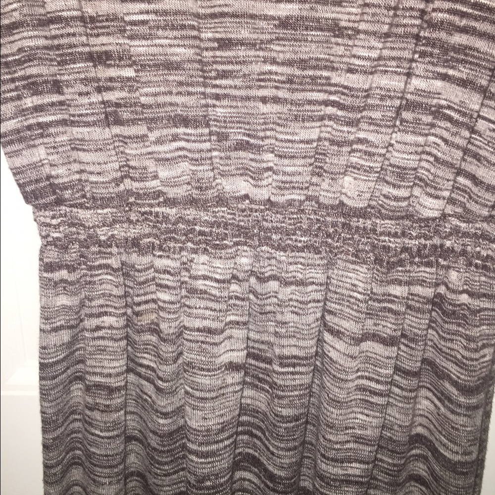 Dress - Picture 5 of 6
