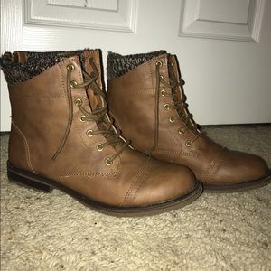 Womens combat boots