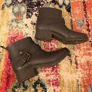 Lucky Brand rain booties size 7