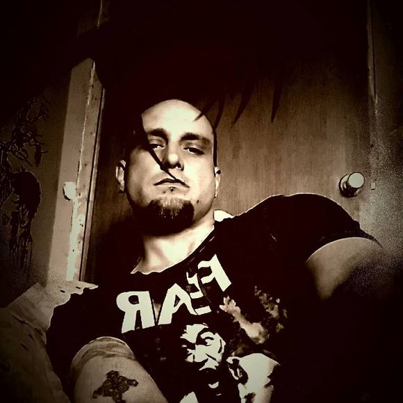 Meet your Posher, Richard - Picture 1 of 1