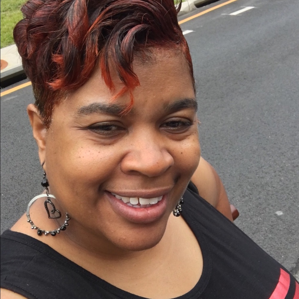 Meet your Posher, Beatrice