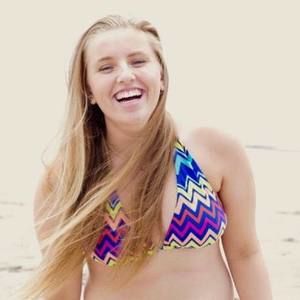 Meet your Posher, Phoebe